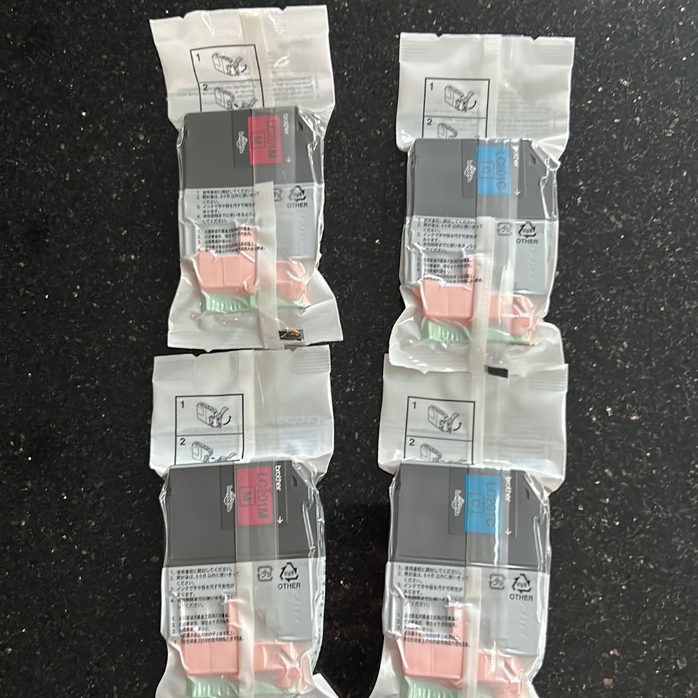 Brother ink LC201M magenta brand new in pack